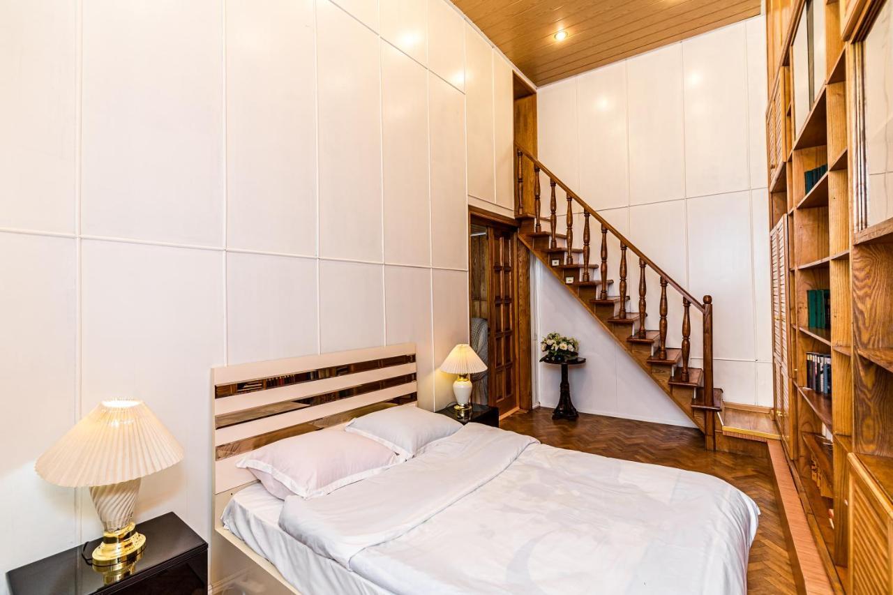 Rustaveli Central Aparthotel Tbilisi ภายนอก รูปภาพ