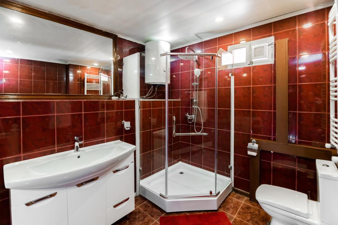 Rustaveli Central Aparthotel Tbilisi ภายนอก รูปภาพ